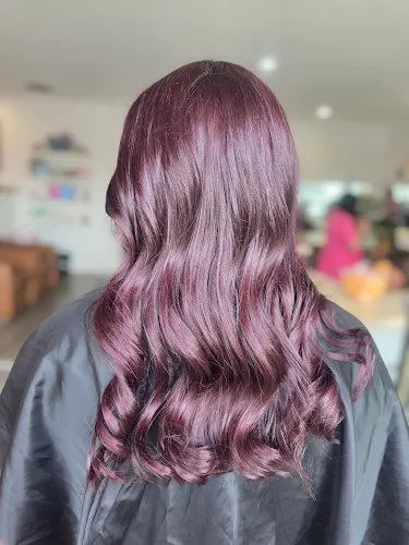 8 - La View Womens Beauty