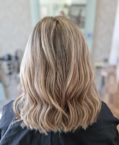 6 - La View Womens Beauty