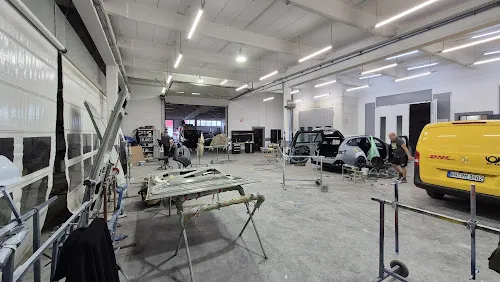 3 - Laatzener Automobile