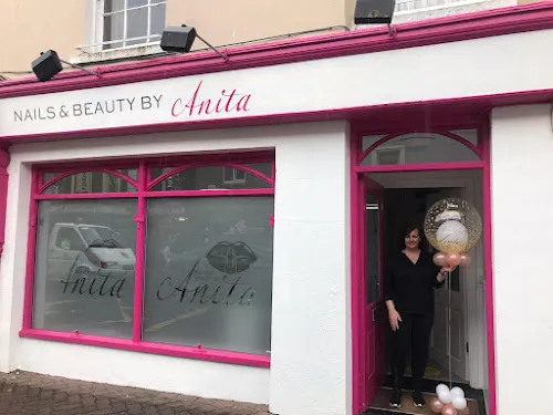 5 - Ladyjane Body & Beauty Killarney