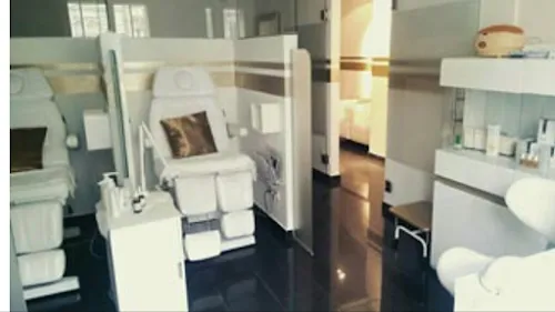 1 - Laila Beauty House