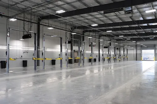 1 - Lane & Kenny Body Shop