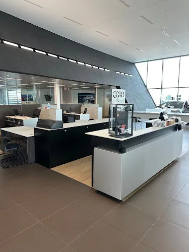 4 - Lane & Kenny Body Shop