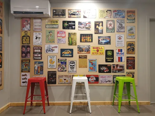 2 - Lara Barber shop