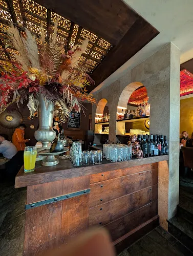 6 - Lara Café-Restaurant