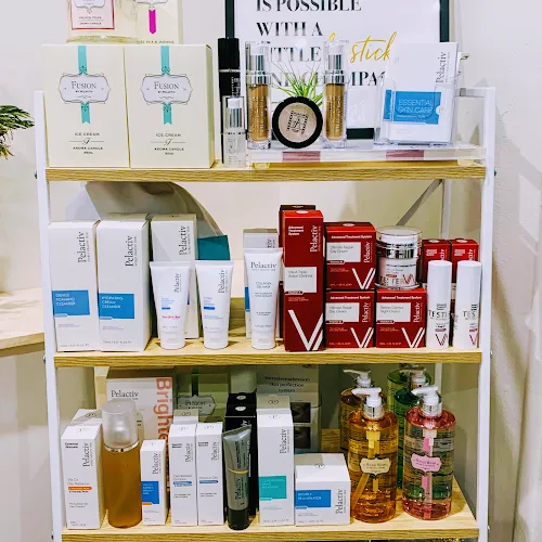 3 - Lash Lady Studio