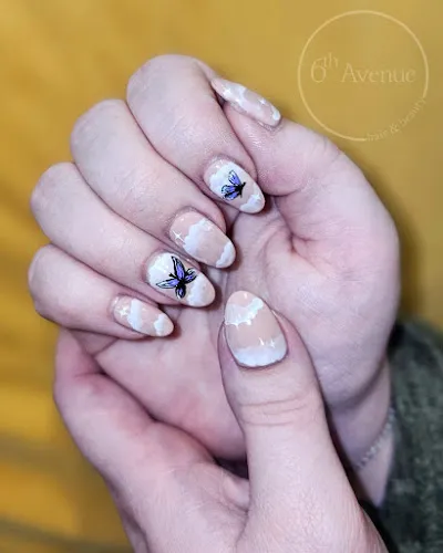 7 - Lavish Hair And Nail Salon