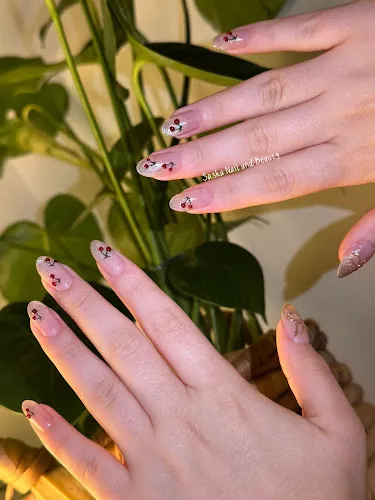 3 - Lavish Hair, Nails and Beauty