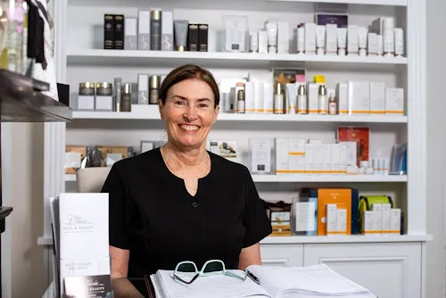 2 - Lavish Locks Hair Salon