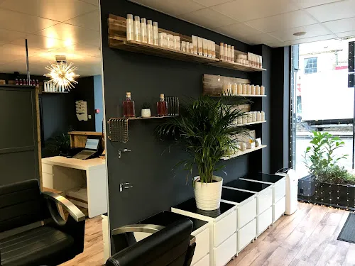 3 - Laylas Beauty Salon