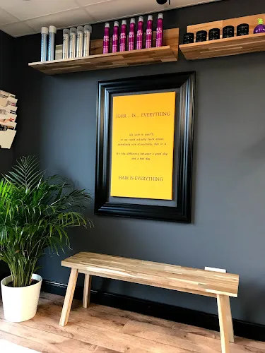 8 - Laylas Beauty Salon