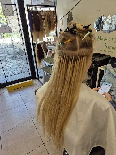 3 - Le Bon hair & beauty