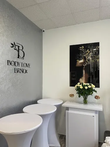 1 - Le Monde beauty center