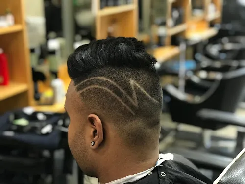 4 - Leader Paul Barber & Beauty Salon (Gill Hairdresser)