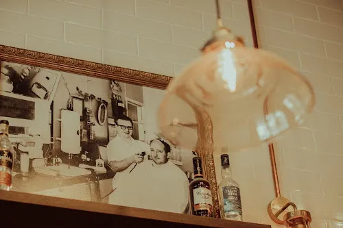 2 - Leas Mens Hairstylist