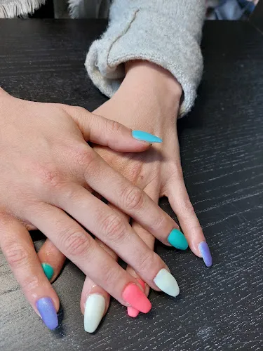 8 - Lebensgefühl Fußpflege/Nailart Marina Lübeck