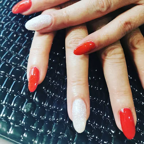 2 - Lebensgefühl Fußpflege/Nailart Marina Lübeck