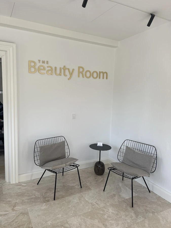 1 - LeDana Hair & Beauty