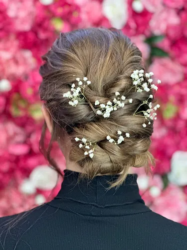 7 - Lee Ren Beauty Salon