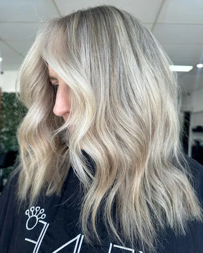 4 - Leenas Nails And Beauty