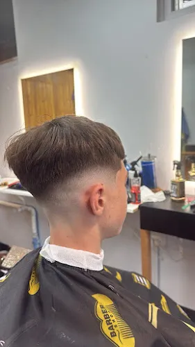 8 - Legendary Barber Shop