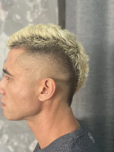 6 - Leo Nails and Spa