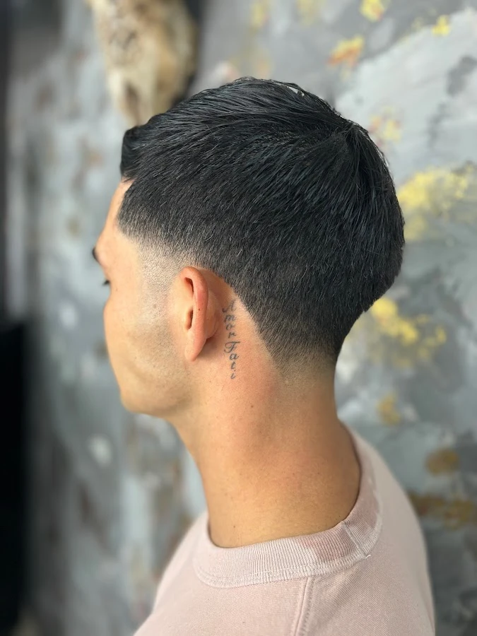 1 - Leo Nails and Spa