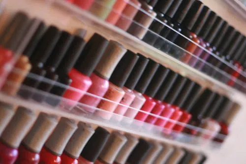 2 - Les Femme Beauty Salon