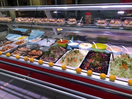 6 - LEZIZ, Döner & feine Syrische Küche