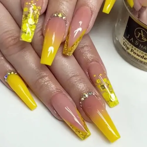 8 - Linh Nails