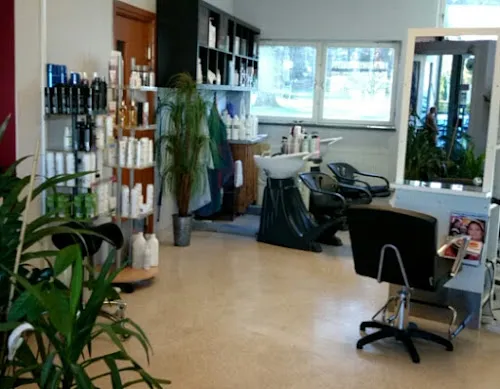 2 - Linköpings Hårklinik - Dam & Herrfrisör