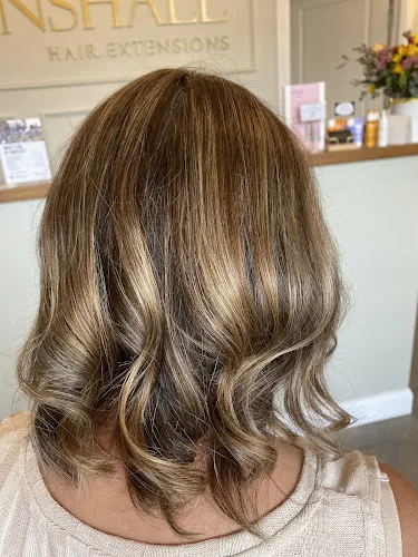 7 - Lisa’s Hair Design