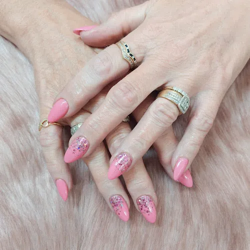 4 - Lizzy’s Hair & Beauty Salon