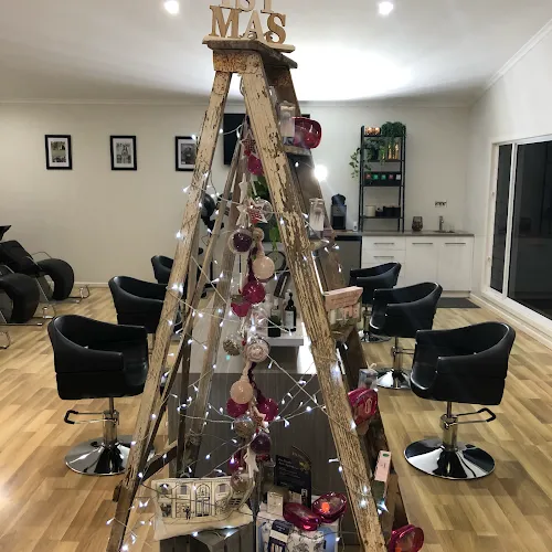 7 - LJ’S Hair & Beauty