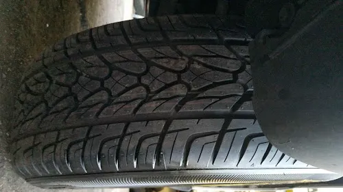 5 - Los Amigo Tires & Auto Repair