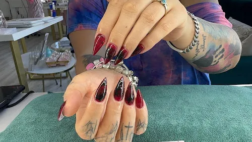 6 - LOTUS Kosmetik & Nagelstudio