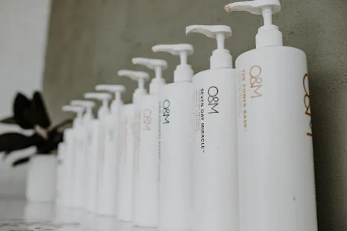 7 - Loubella Hair Lounge