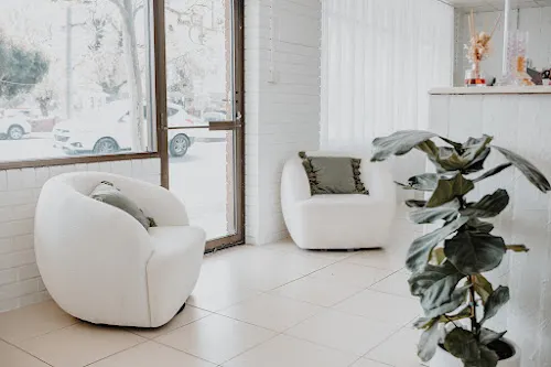 4 - Loubella Hair Lounge