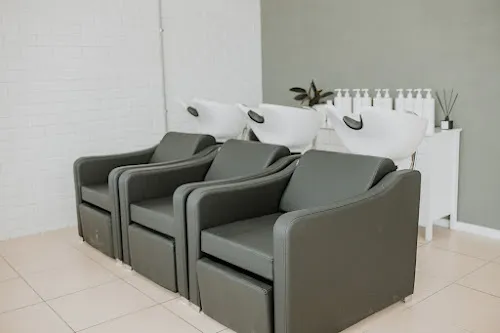 2 - Loubella Hair Lounge