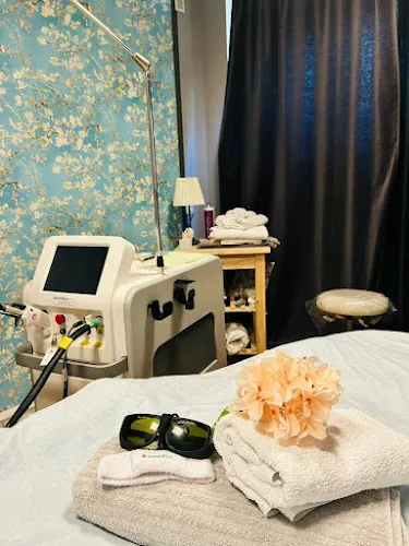 5 - Loving Body♥ dauerhafte Haarentfernung mit Diodenlaser® & WimpernLifting