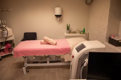 2 - LT nails & beauty