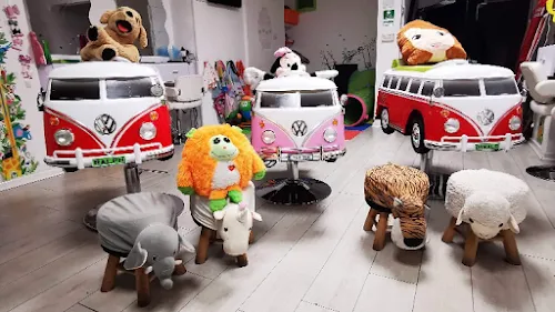 1 - Luke James Hairdressing