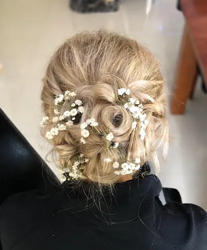 6 - Lux Barber Bacchus Marsh