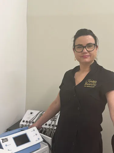 7 - Lux Beauty Bar Ulverstone