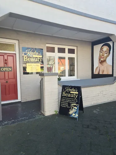 8 - Lux Beauty Bar Ulverstone
