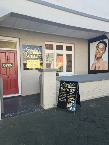 2 - Lux Beauty Bar Ulverstone