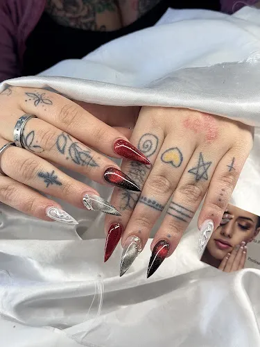 3 - LUX Nails