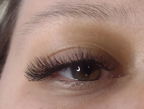 4 - Luxe Lounge Tanning