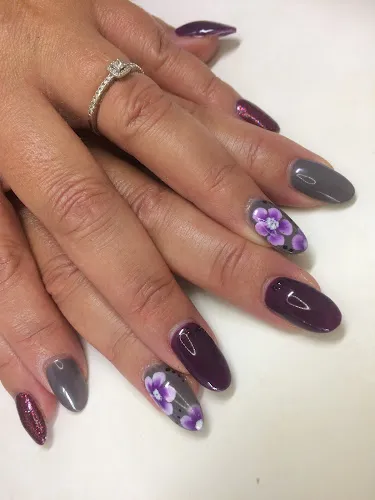 6 - Luxe Lounge Tanning