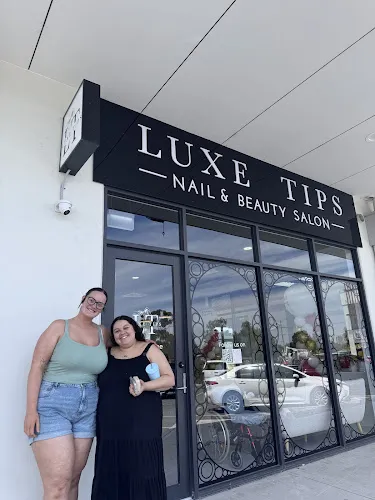 1 - Luxe Tips Pakenham